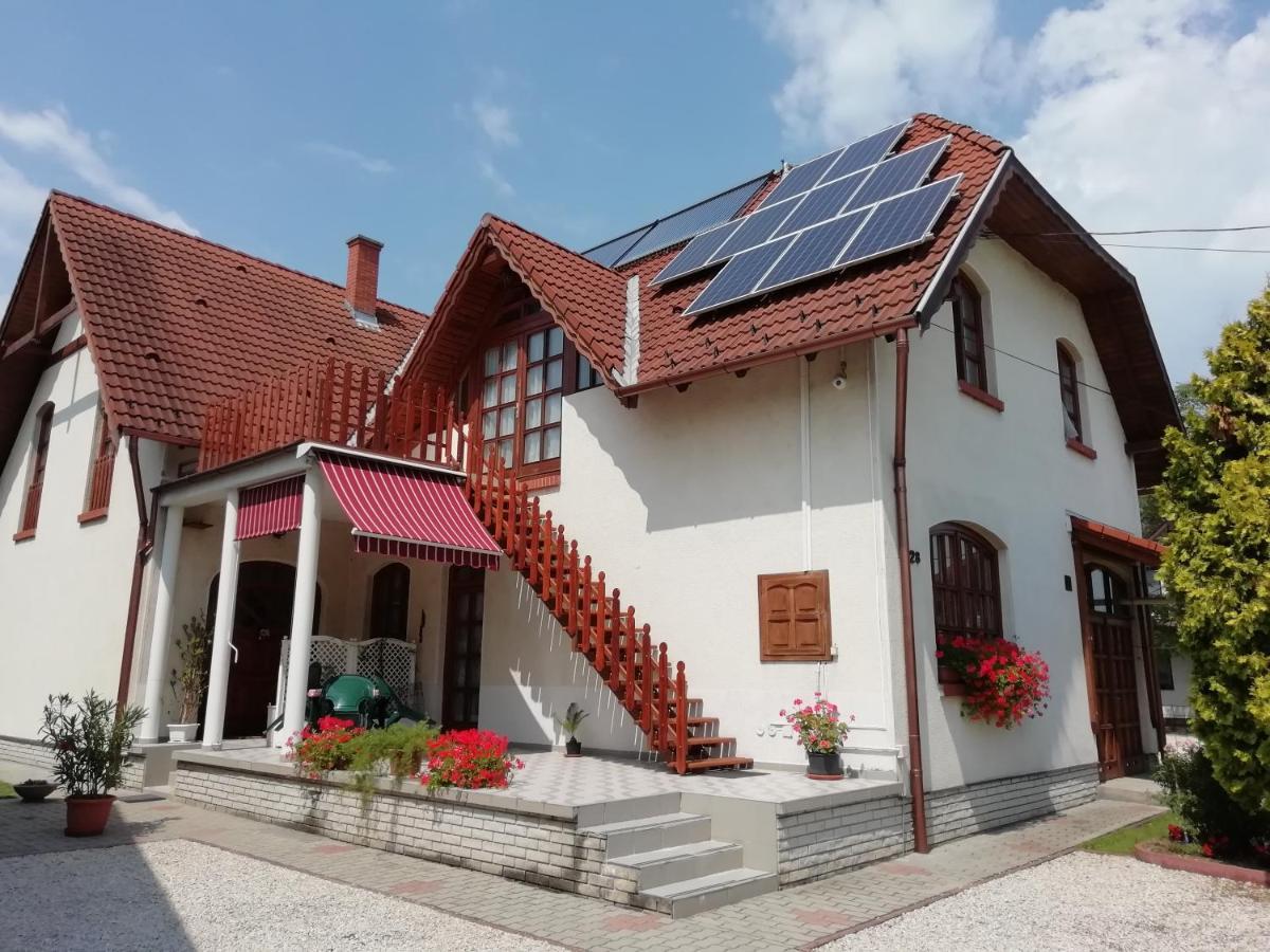 Balla Apartmanhaz Siófok Extérieur photo