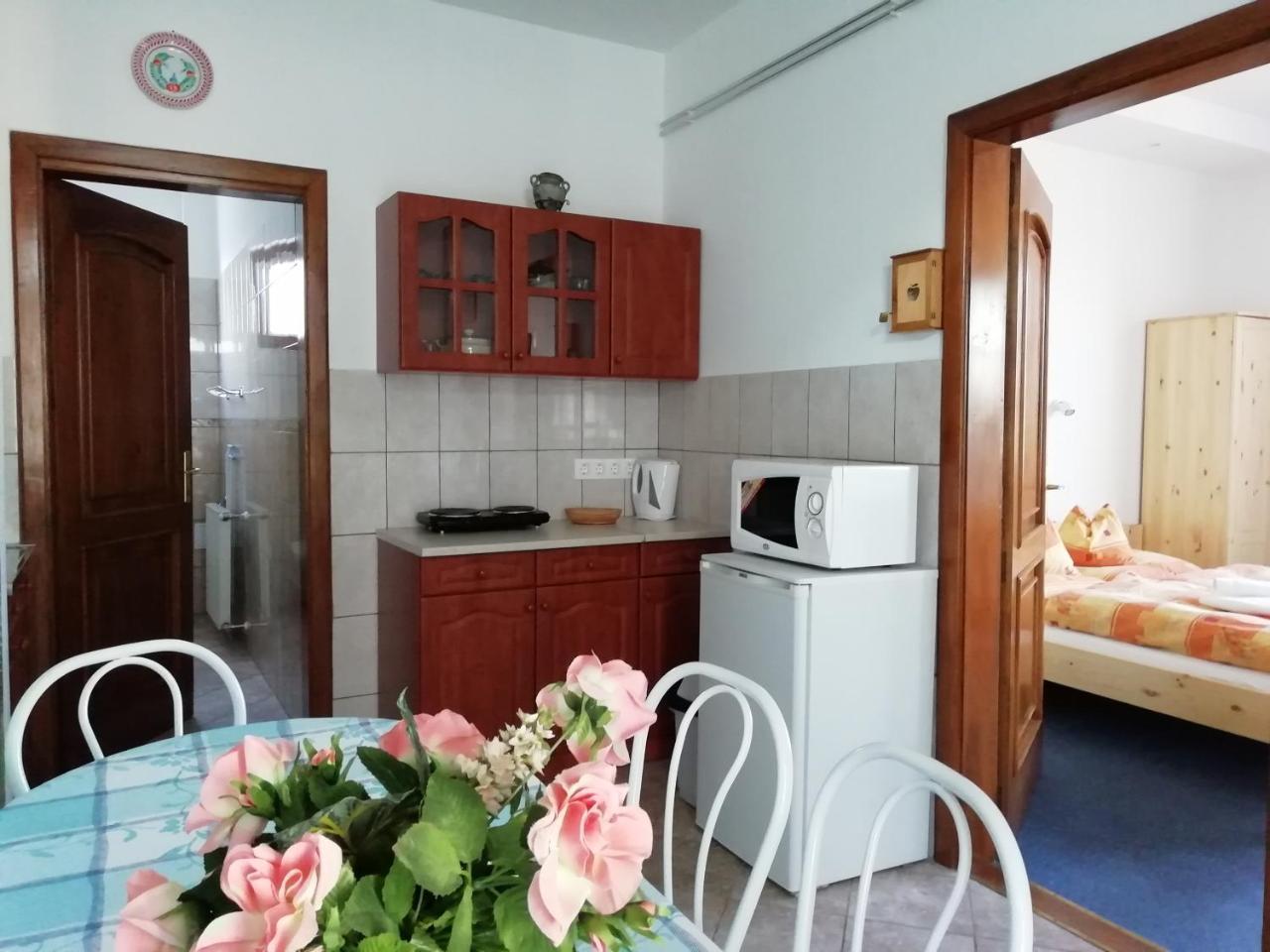 Balla Apartmanhaz Siófok Extérieur photo